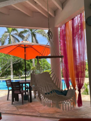 Casa de las Flores tropical